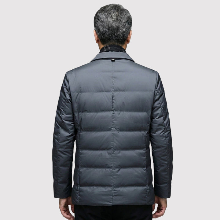 聡史 | ラグジュアリーなダウンジャケット